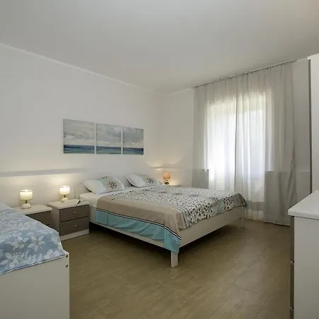 Appartement With Parking Space Valbandon, - 23745