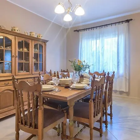Appartement With Parking Space Valbandon, - 23745