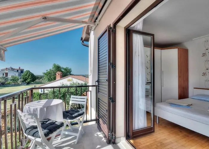 With Parking Space Valbandon, - 23745 Διαμέρισμα *